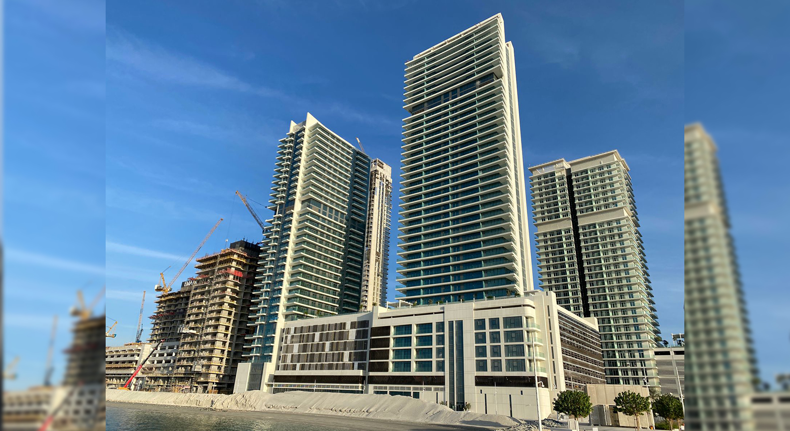 Emaar Beach Front, Dubai Harbour Development Beach Vista Residential Building
