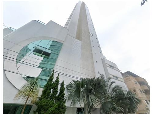 Apartamento à venda em leilão