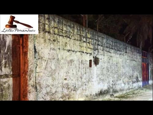 Terreno na Travessa Cruzamento, bairro Sesi, com área de 300M², Ribeirão/PE