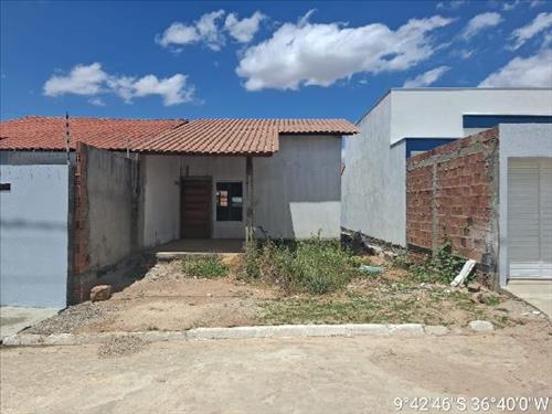Casa             -   - 70,00m2