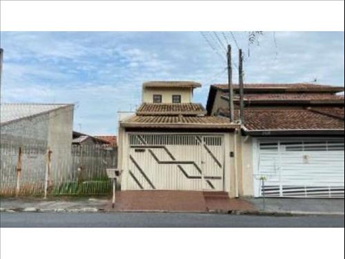 Casa à venda em leilão