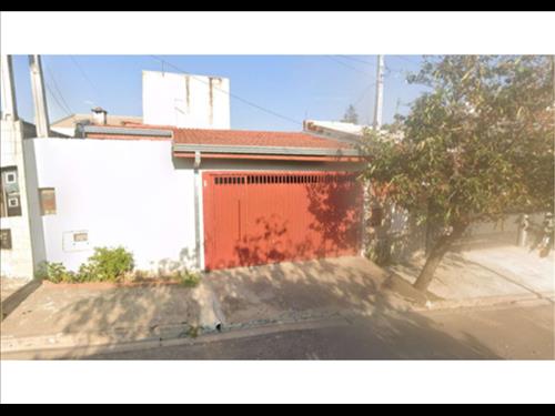 LOTE 001        Direitos sobre Casa em Terreno de 160,00 m...