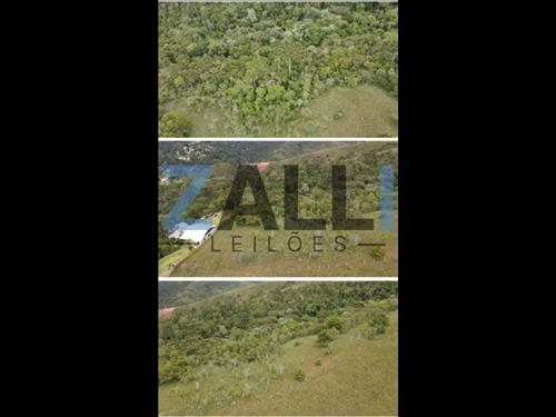 TERRENO - A.T. 2.070m²  - CAMPOS DO JORDÃO/SP