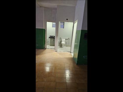 Sala Comercial - Está situado dentro do Edifício Bahamas Zona 07- 97,99 m² - Maringá