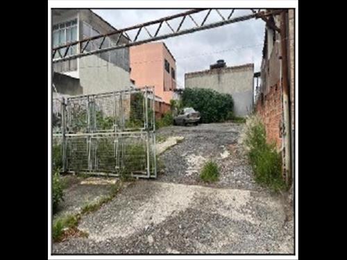 Terreno          -   - 275,00m2