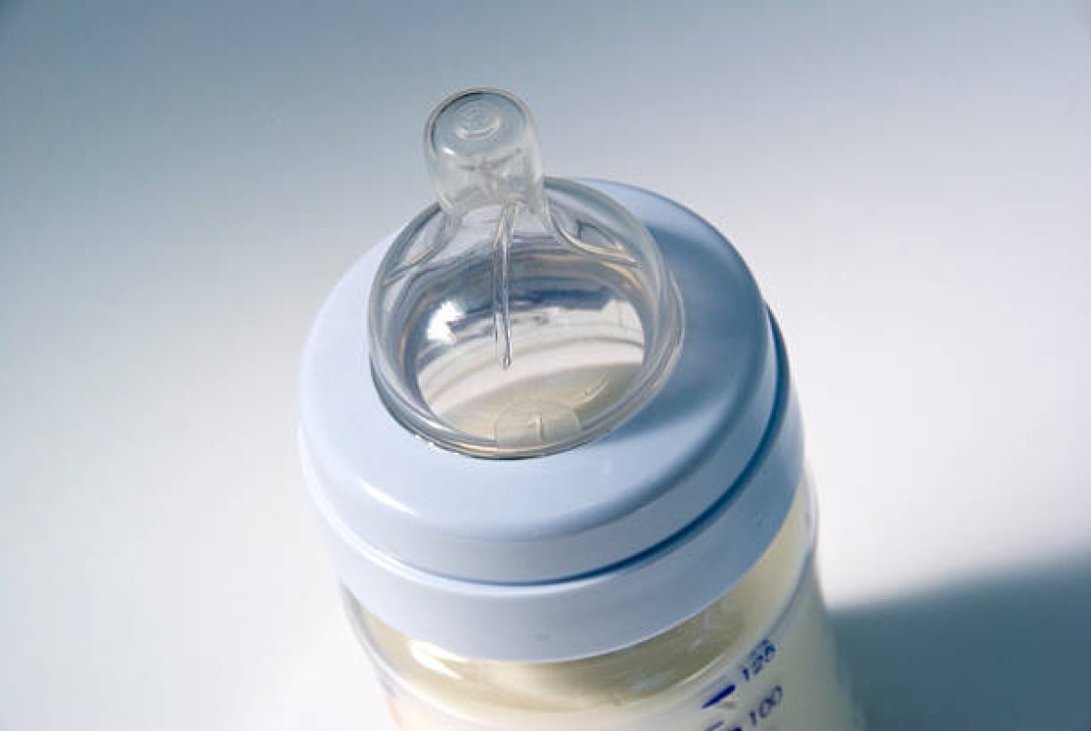 Biberón Anticólico de Silicona 240ml para Bebé