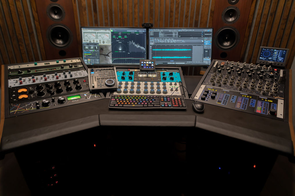 Analog Outboard Rack