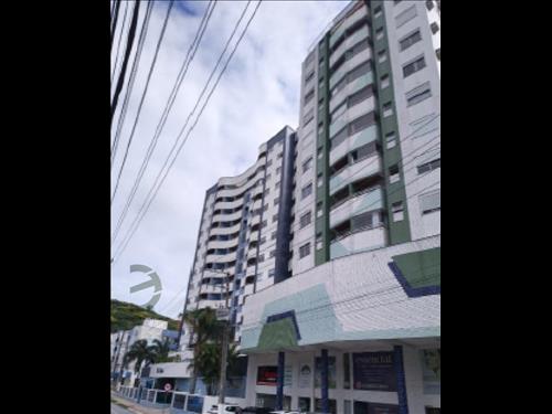 LOTE 019        Apartamento e Vaga de Garagem