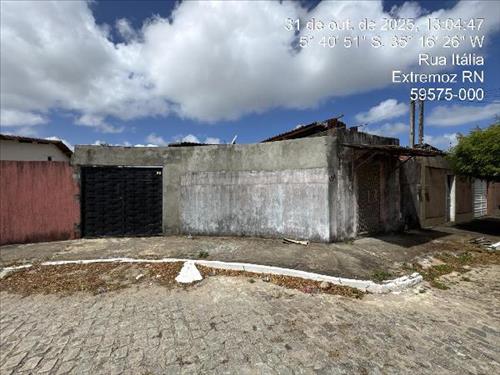 Casa             -   - 63,80m2