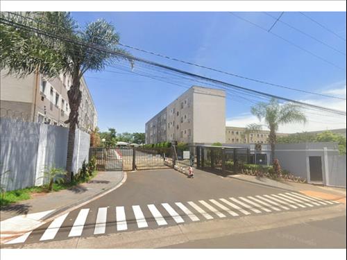 Apartamento à venda em leilão