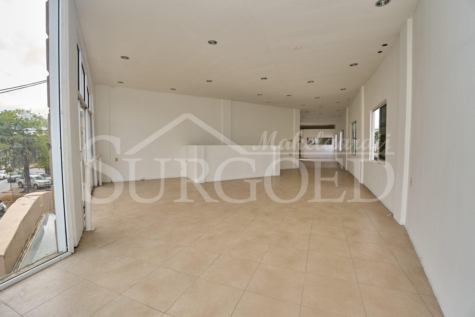 Keizerstraat-69-Paramaribo-Centrum-Suriname-Surgoed-Makelaardij-N.V-KZ01550-2.jpg