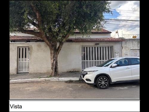 Casa             -   - 234,64m2