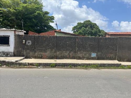 Casa  -   - 74,00m2
