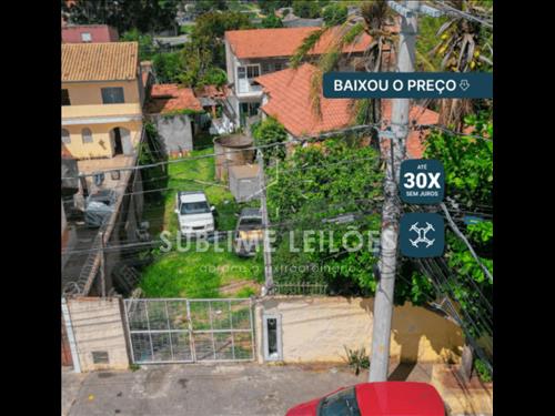 Terreno de 405m² | Benfeitorias