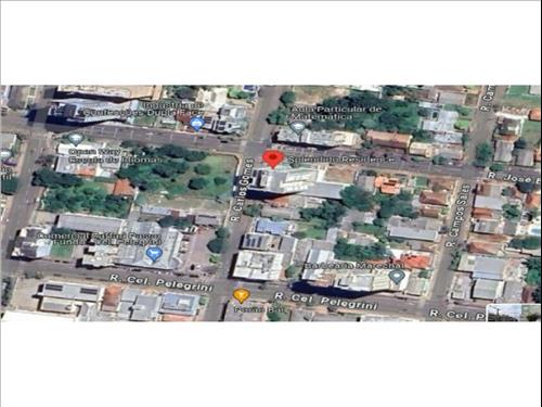 Apartamento à venda em leilão
