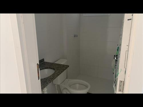LOTE 001        IMÓVEL - APARTAMENTO - CONDOMÍNIO RESIDENC...