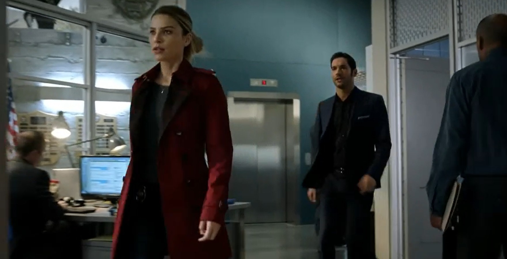 s2ep02-chloe-explains-parenting-to-lucifer