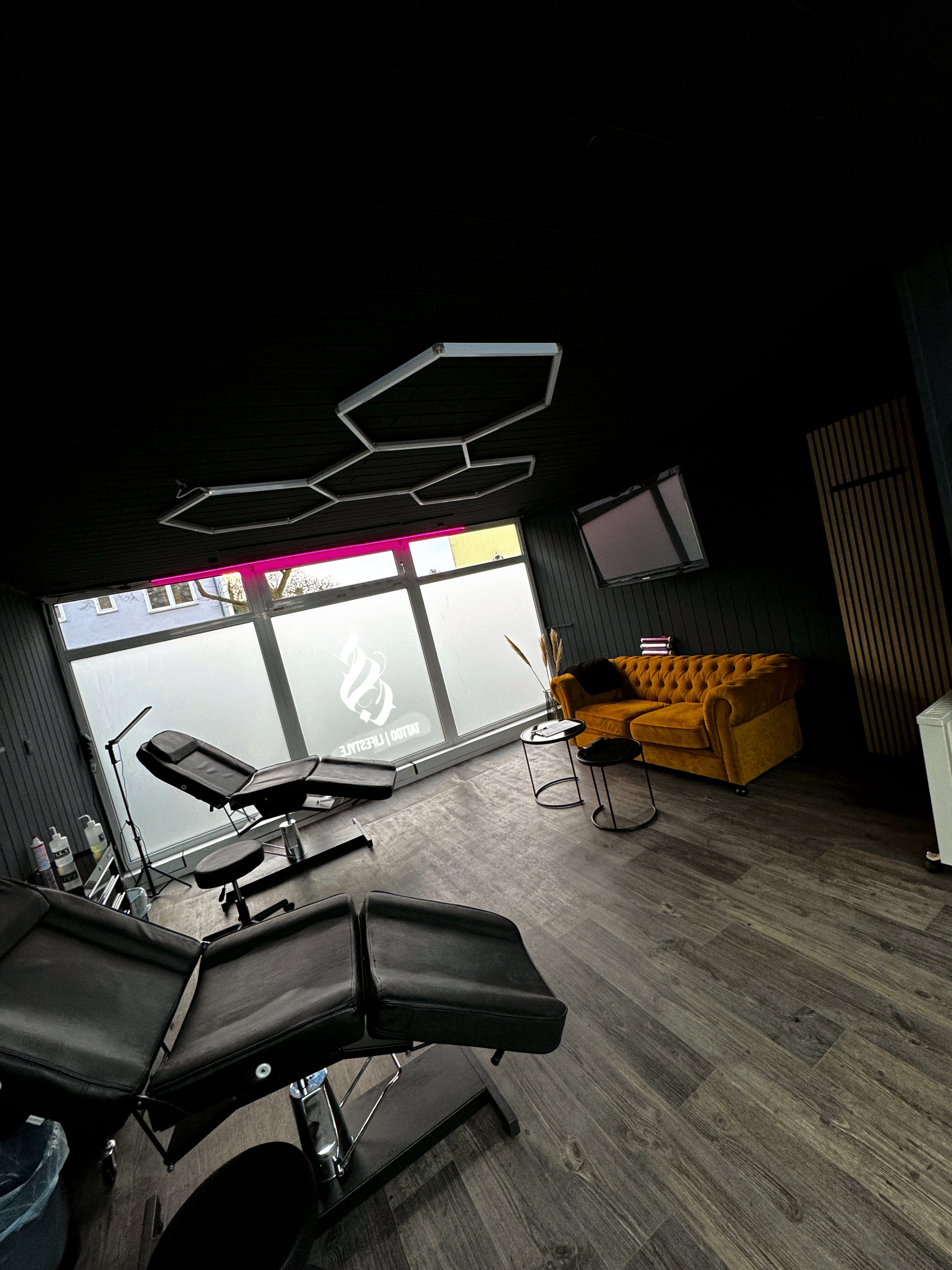 Stichart Tattoos Studio