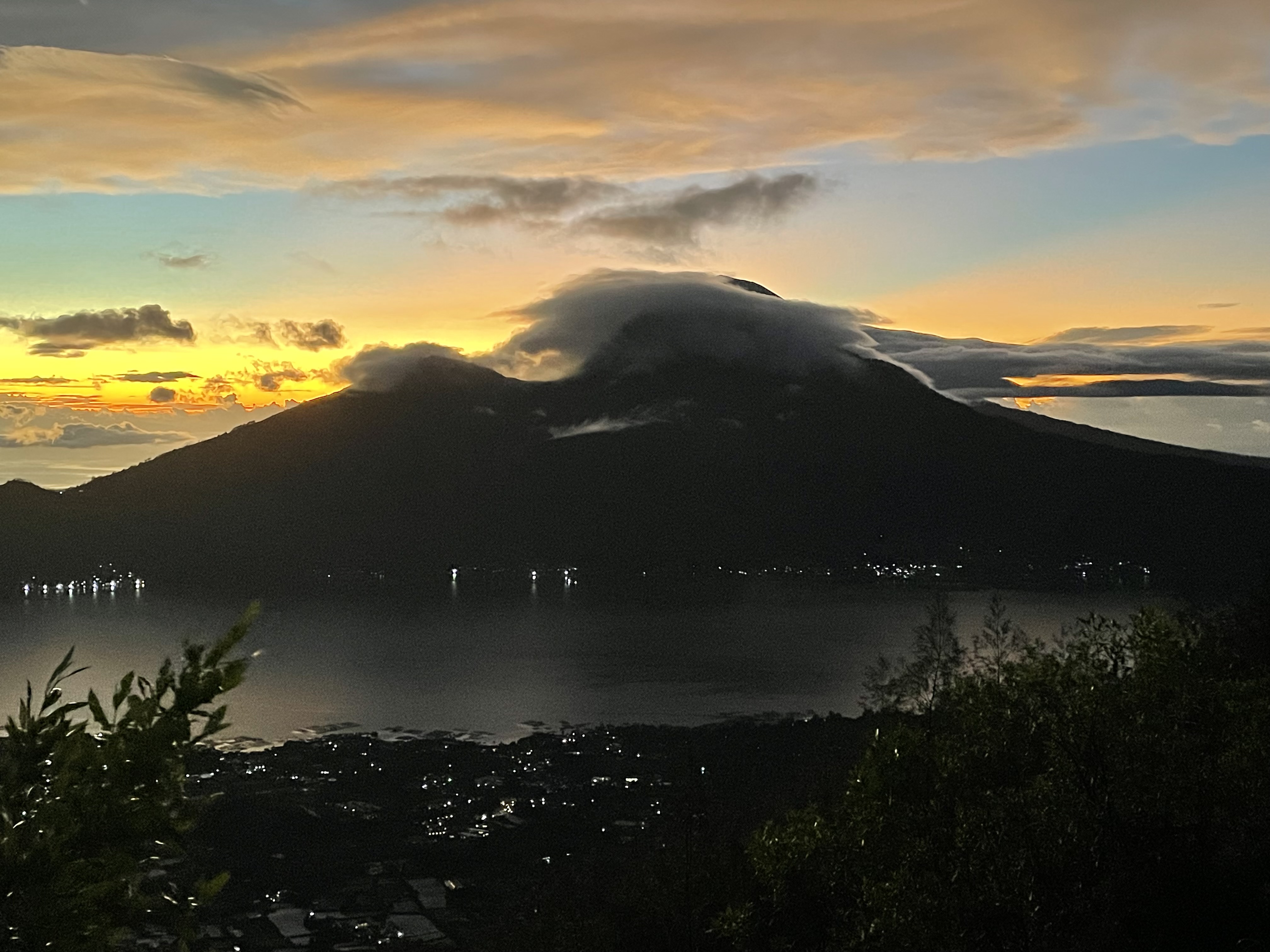Sonnenaufgang am Mount Batur- Bali