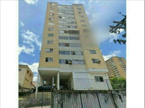 Apartamento à venda em leilão