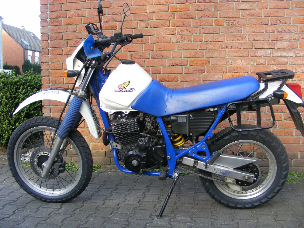 XL600RM_1_Avatar-gross.jpg?rlkey=i2zv15jhnnyefb4e1yaryyhnf&st=1ew80721&dl=0