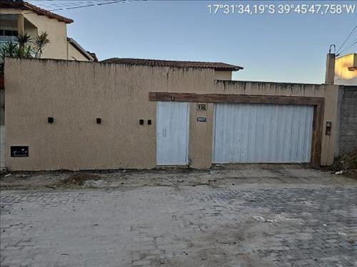 LOTE 025        CASA - TEIXEIRA DE FREITAS