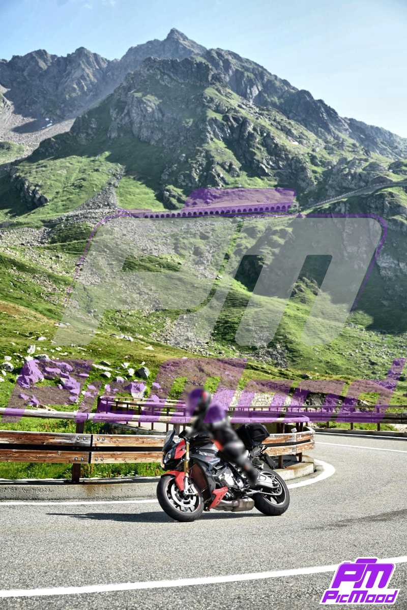 Colle del Gran San Bernardo