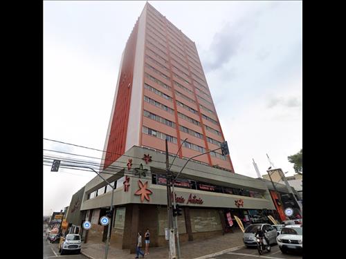 Apartamento no Condomínio Edifício Maria Antônia em Guarapuava/PR
