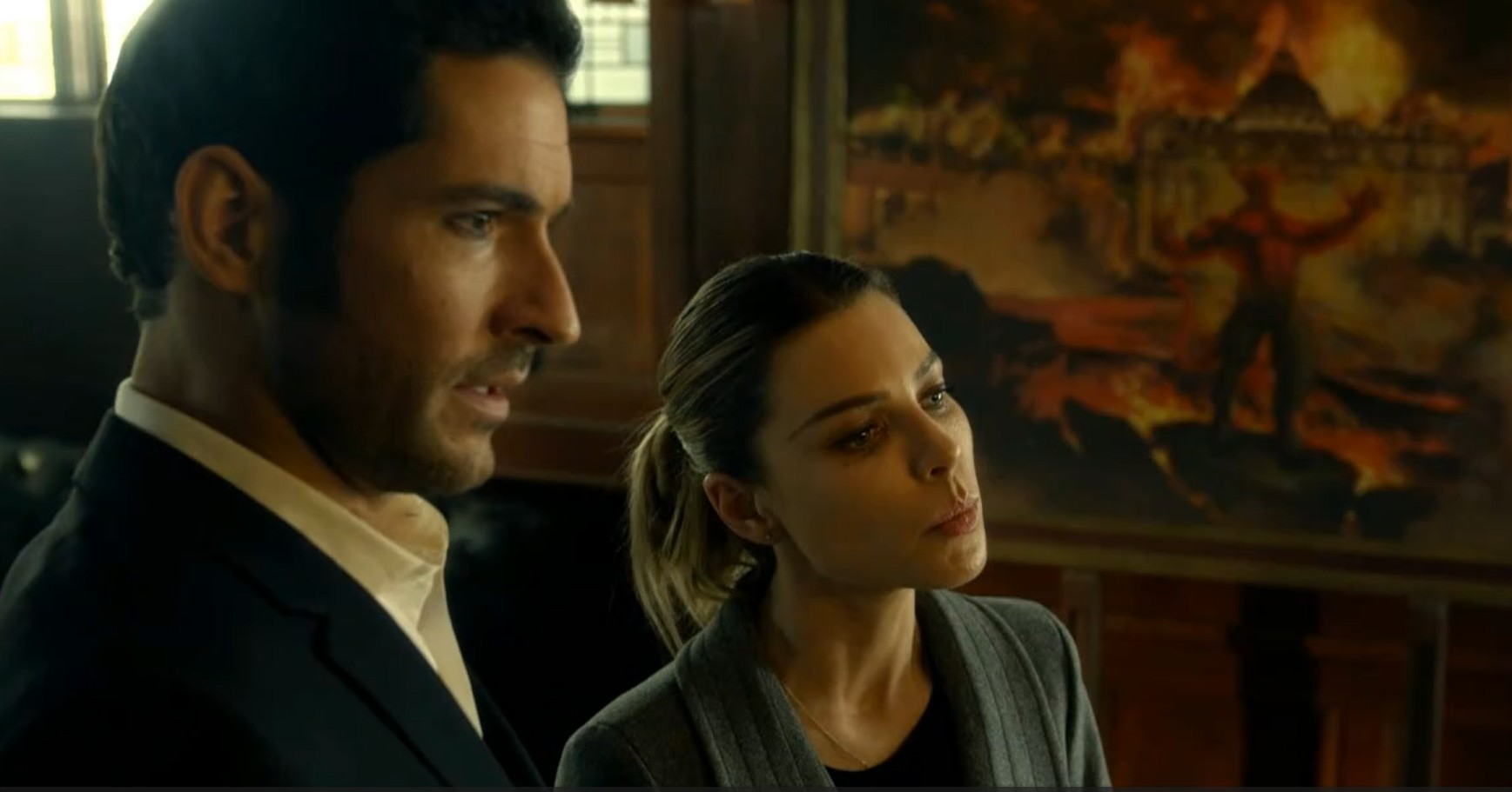 s1ep12-lucifer-and-chloe-look-at-devil-art