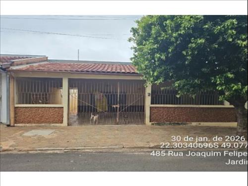 Casa à venda em leilão