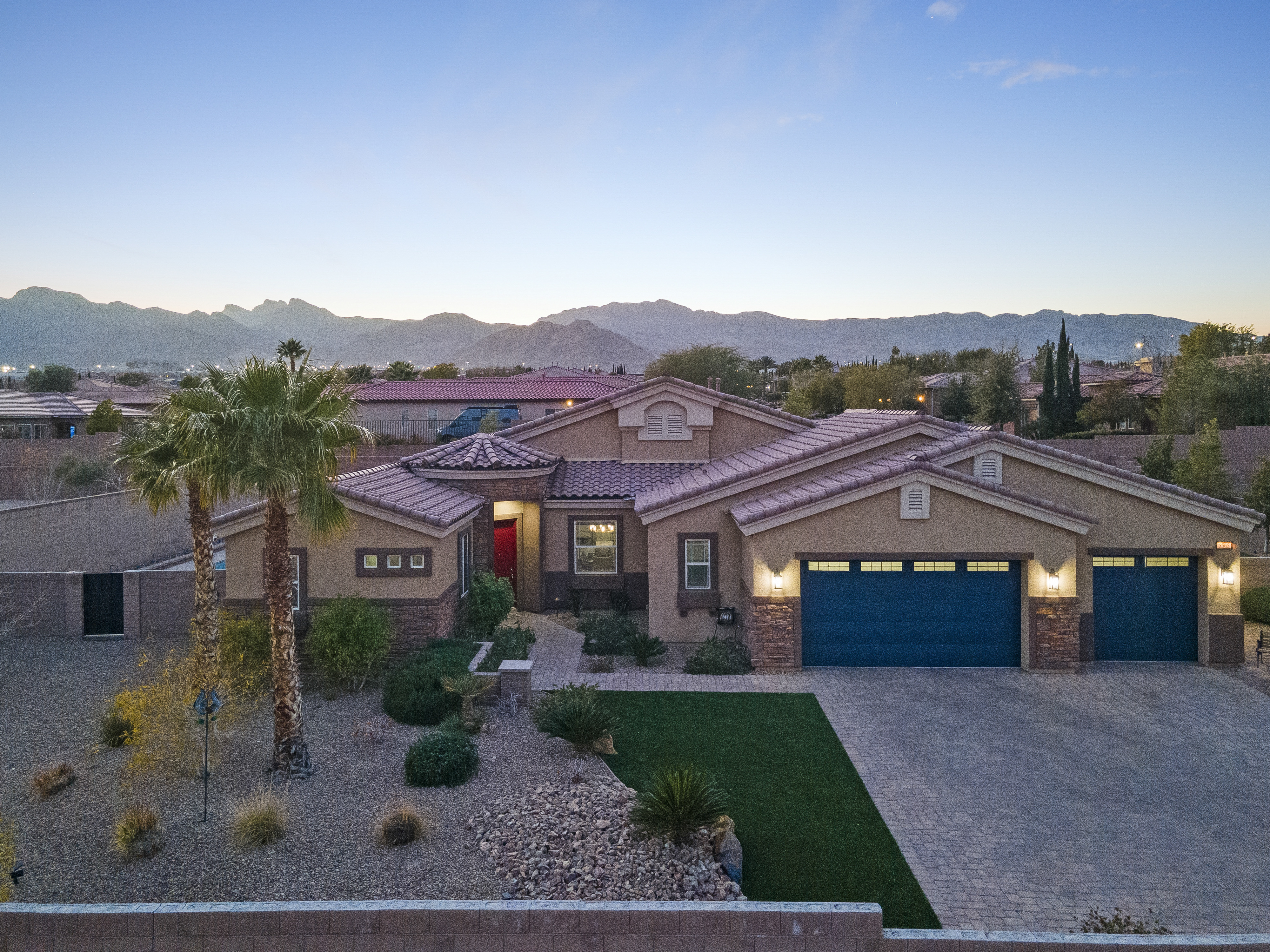 Luxury Home Exterior Northwest Las Vegas