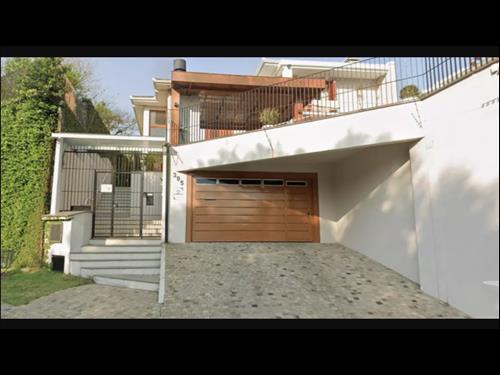 Novo Hamburgo-RS. Jd. Mauá. Rua Carijós, 395. Casa. Áreas totais- terr. lançado ...
