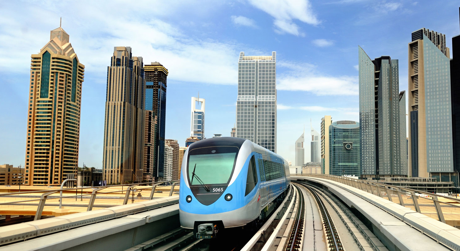 Green & Red Line Dubai Metro image 2