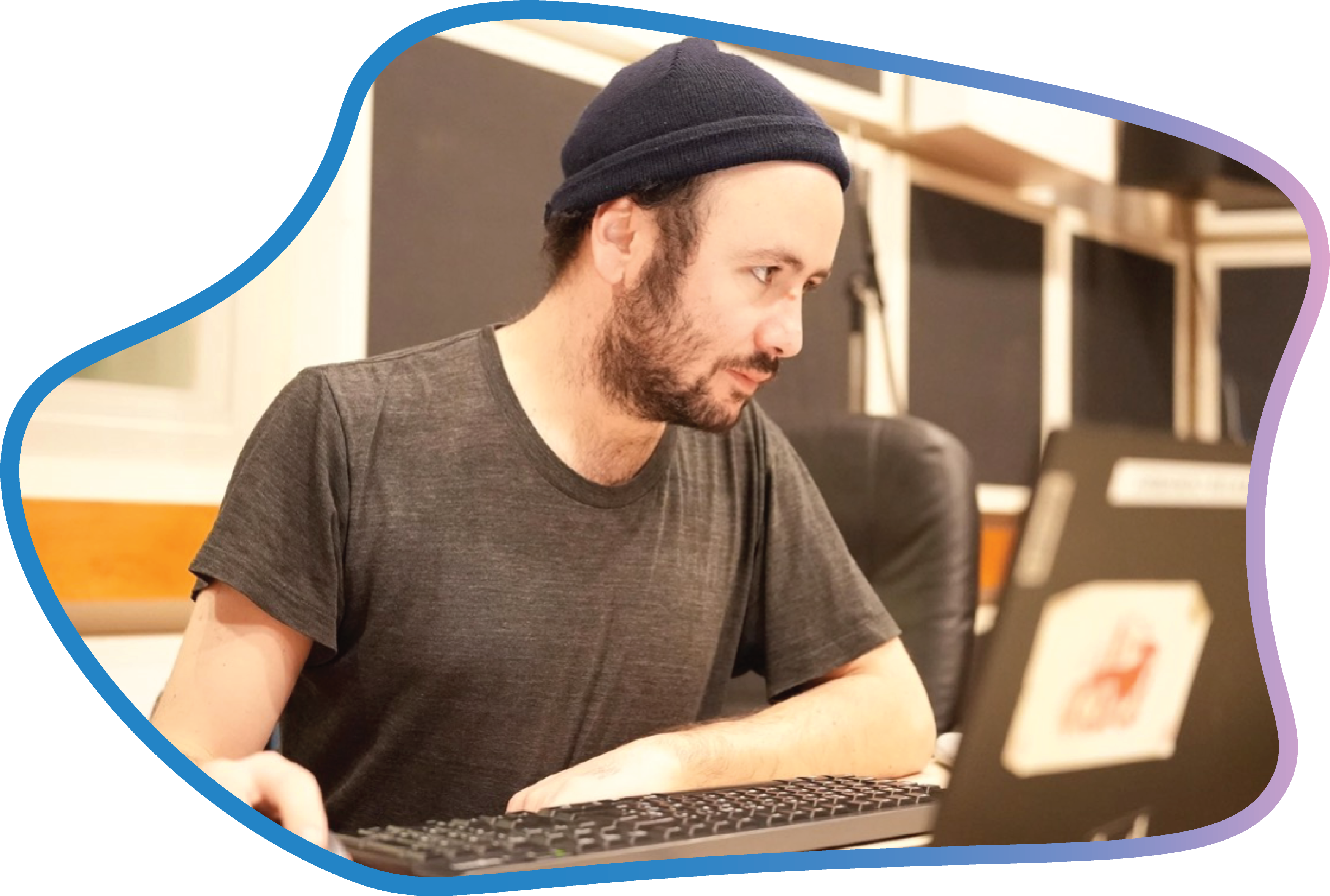 Lucien Basdevant au travail