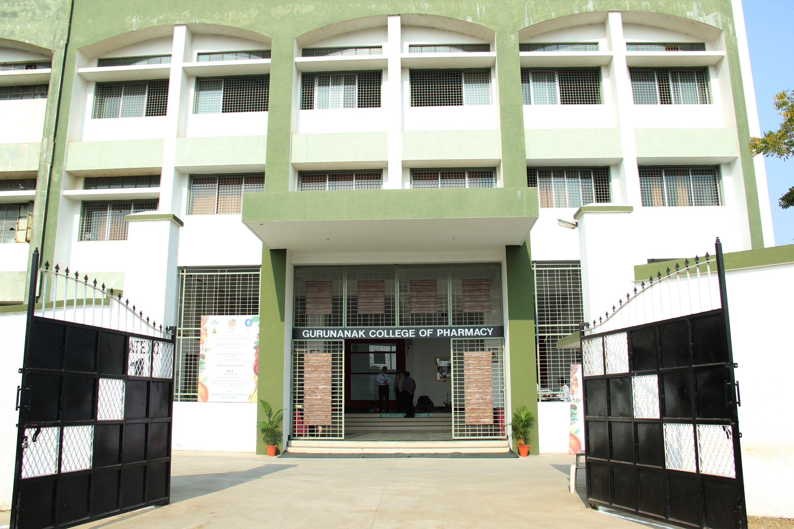 Gurunanak Collage of Pharmacy, Nagpur