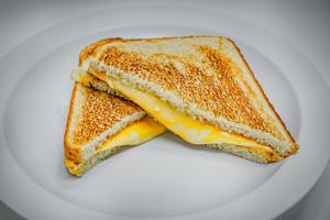 DERRETIDO TRES QUESO
