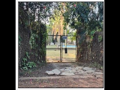 Casa             -   - 428,84m2