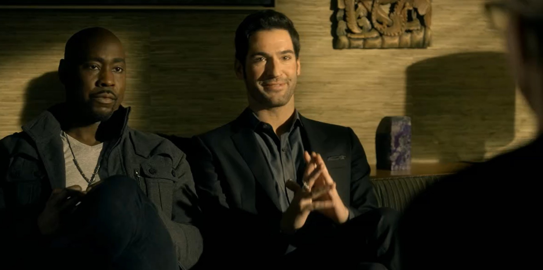 s1ep13-dr-linda-counsels-lucifer-and-amenadiel