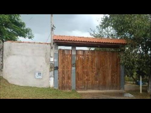 Casa no Bairro Da Ilha -Salto de Pirapora/SP