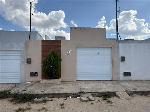 Casa             -   - 89,68m2