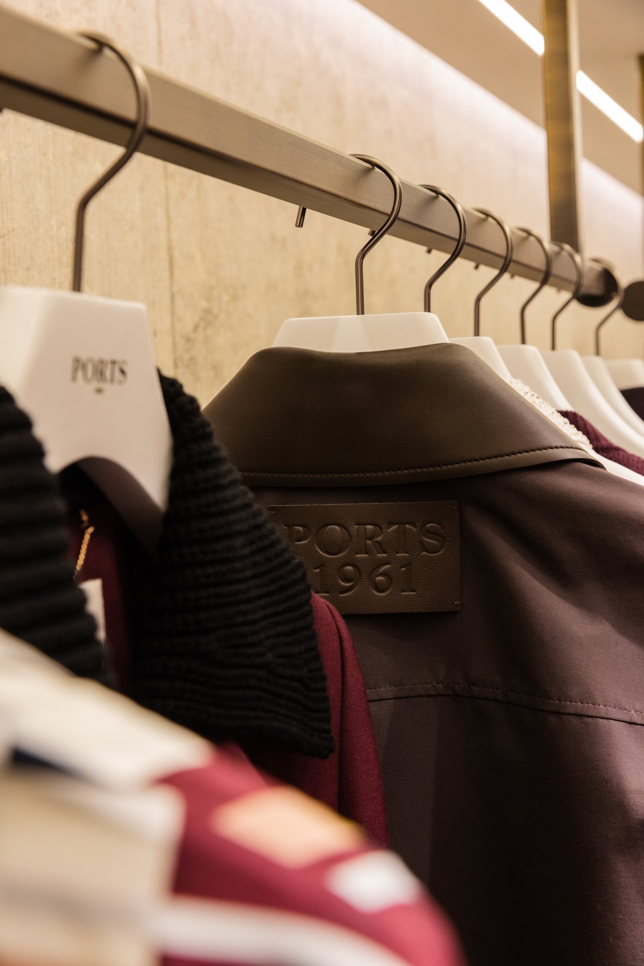 Ports 1991 — 8