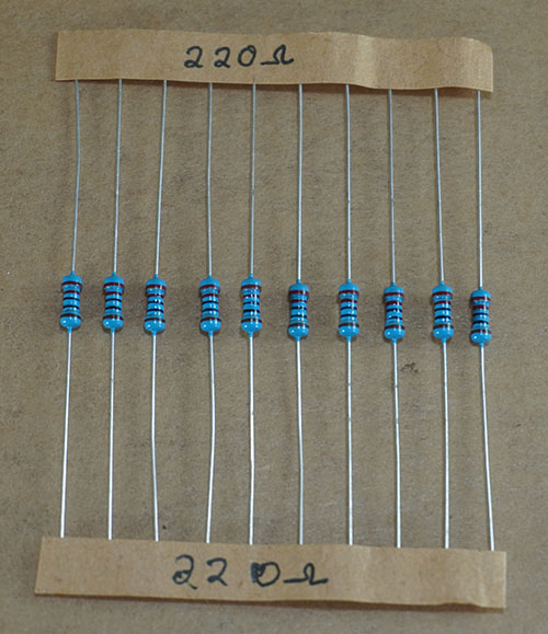 220Ω Resistor
