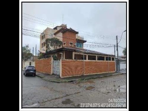 Casa  -   - 350,00m2