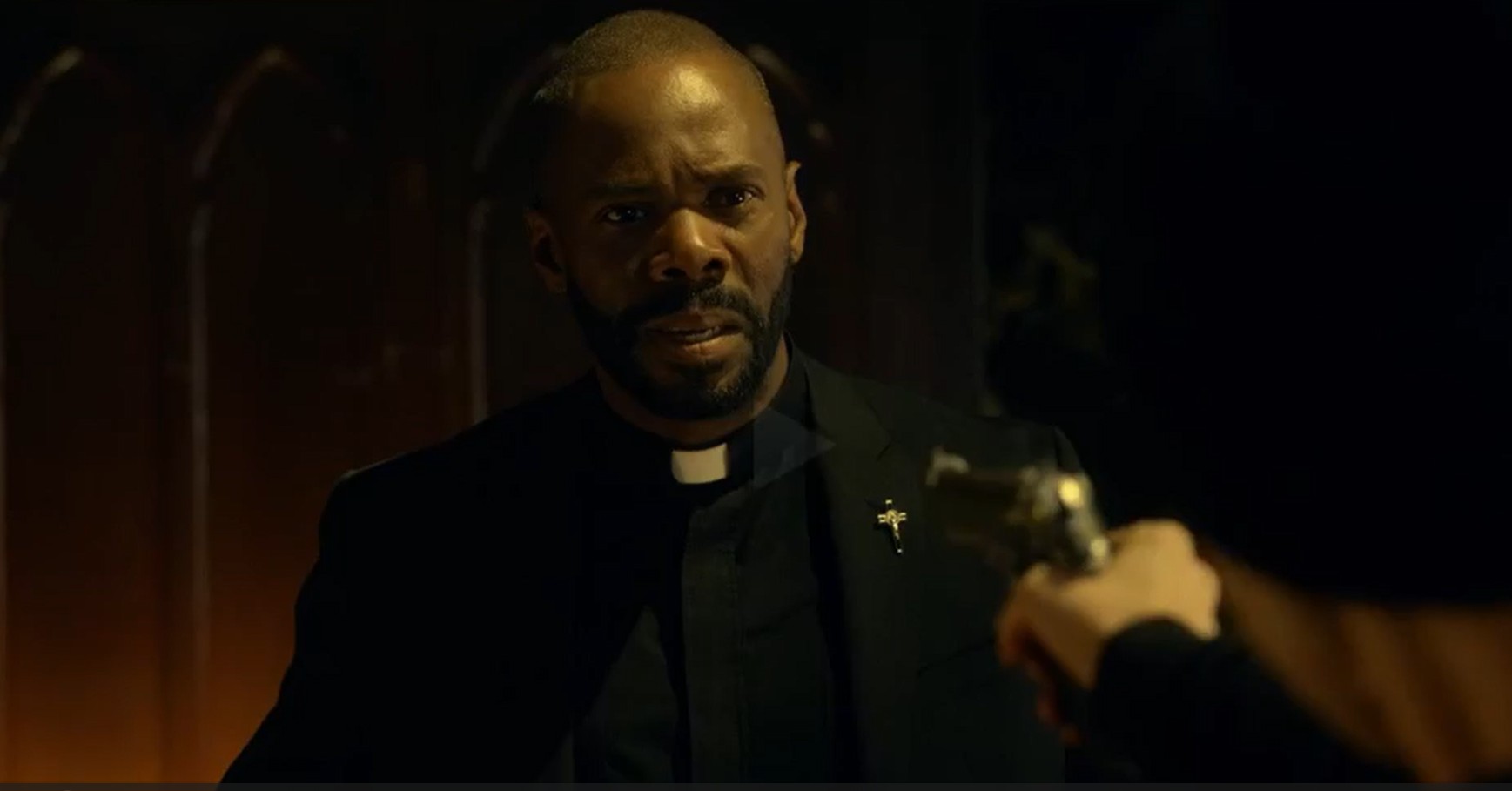 s1ep09-father-frank-dies