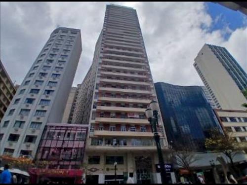 Sala Comercial no 'Cond. Ed. Tijucas Habitacional' - Centro - Curitiba/PR