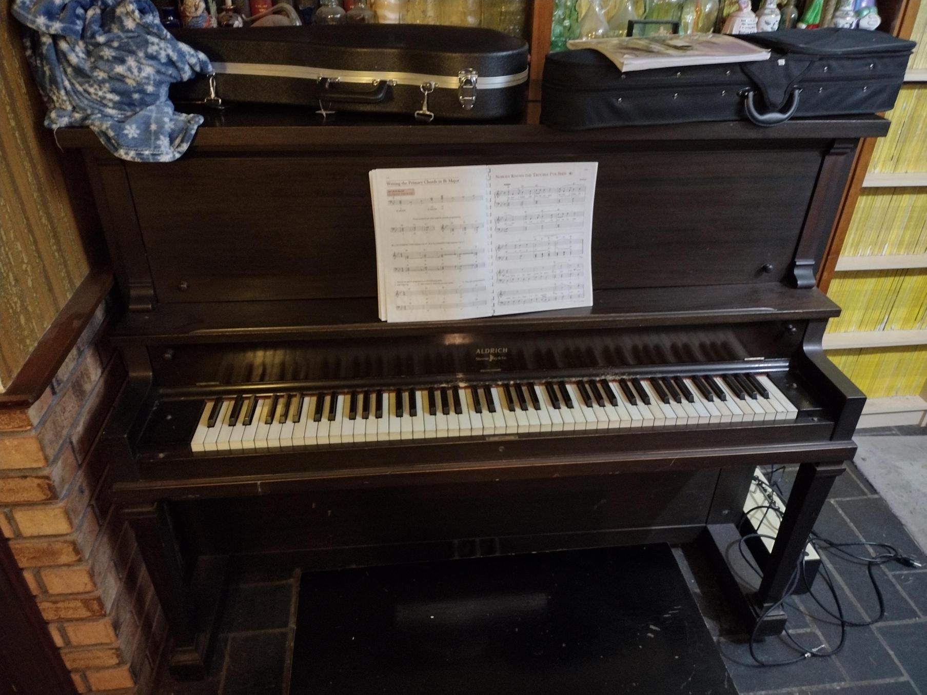 Free Upright Piano