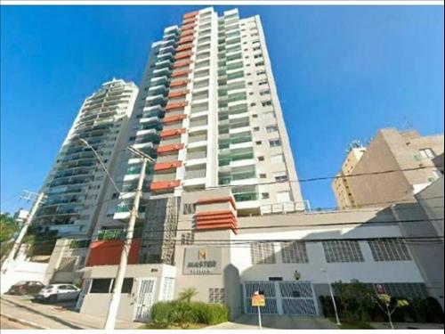 Apartamento à venda em leilão