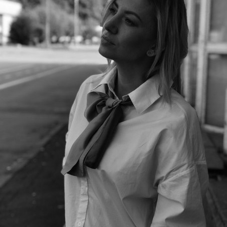 lady's photo