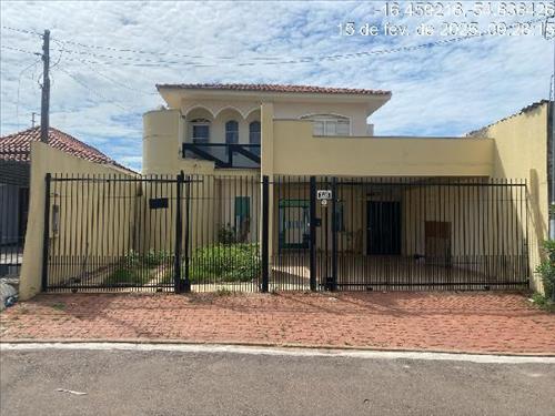 Casa, 183,7 m2 de área privativa, 308,5m2 de área ...