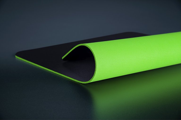 Stable gaming mat